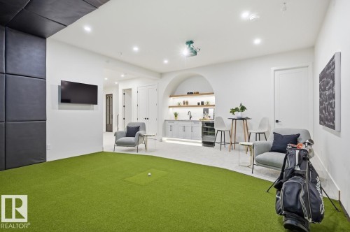 10519 138 Street, Edmonton, AB - Indoor Photo Showing Other Room