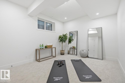 10519 138 Street, Edmonton, AB - Indoor Photo Showing Other Room