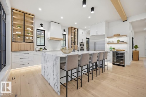 10519 138 Street, Edmonton, AB - Indoor Photo Showing Kitchen With Upgraded Kitchen