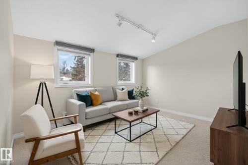 Edmonton, AB - Indoor Photo Showing Living Room