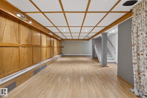 Edmonton, AB - Indoor Photo Showing Other Room