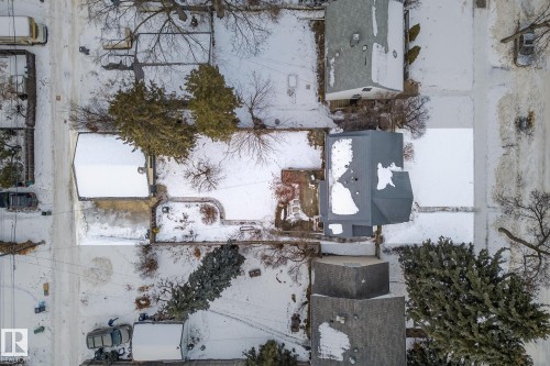 Edmonton, AB - Outdoor