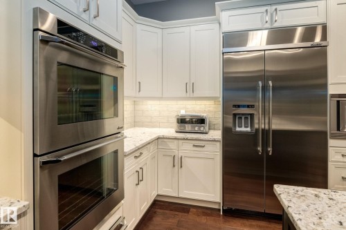 4096 Whispering River Drive, Edmonton, AB - Indoor Photo Showing Kitchen With Upgraded Kitchen
