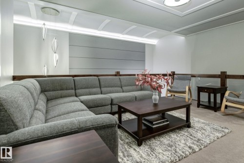 4096 Whispering River Drive, Edmonton, AB - Indoor Photo Showing Living Room