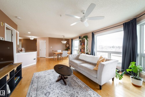 409 7839 96 Street, Edmonton, AB - Indoor Photo Showing Living Room