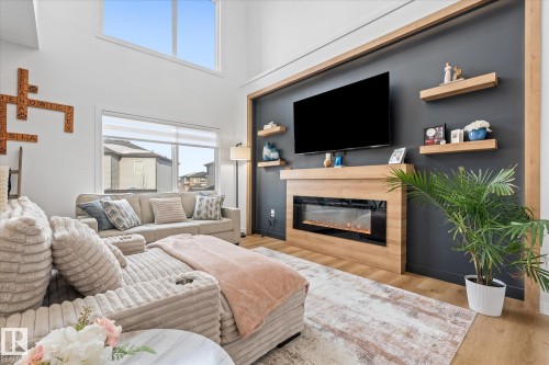 50 Grassview Crescent, Spruce Grove, AB - Indoor Photo Showing Living Room With Fireplace
