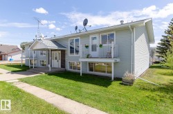 5336 53 Avenue  Mundare, AB T0B 3H0