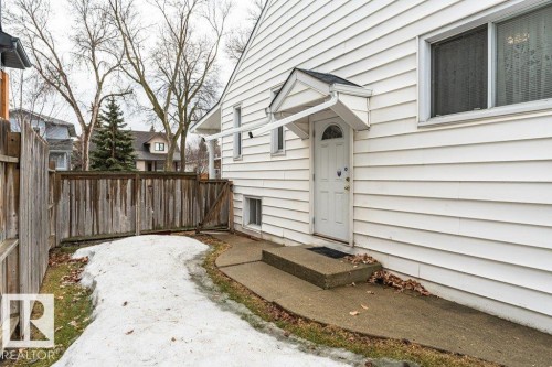 10516 75 Avenue, Edmonton, AB - Outdoor