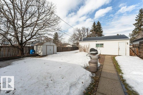 10516 75 Avenue, Edmonton, AB - Outdoor