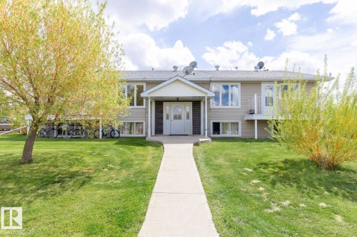 5342 53 Avenue, Mundare, AB - Outdoor With Facade