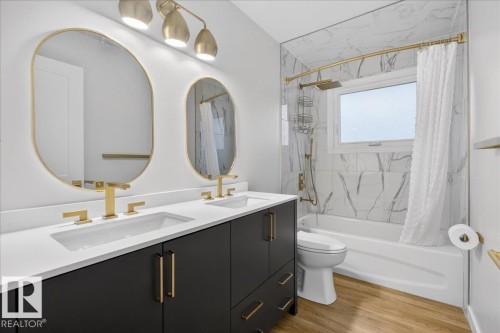 4302 52 Street, Leduc, AB - Indoor Photo Showing Bathroom