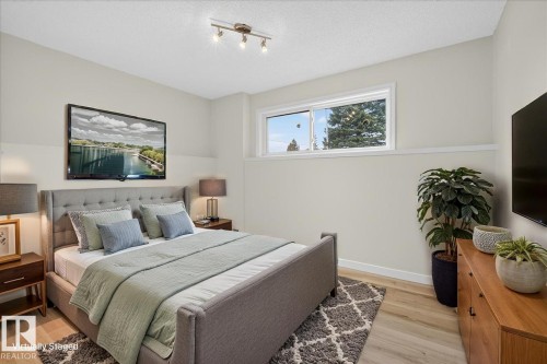 4302 52 Street, Leduc, AB - Indoor Photo Showing Bedroom