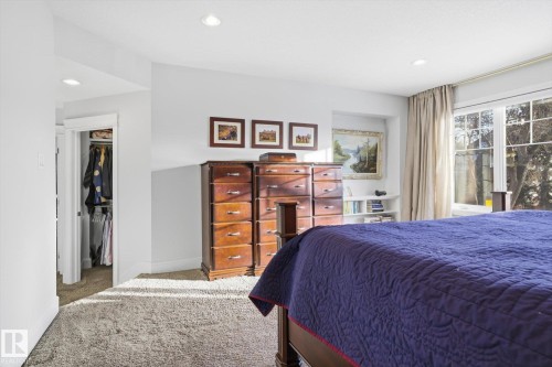 9646 79 Avenue, Edmonton, AB - Indoor Photo Showing Bedroom