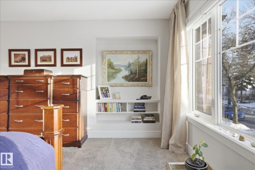 9646 79 Avenue, Edmonton, AB - Indoor