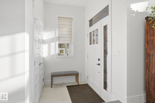 9646 79 Avenue, Edmonton, AB - Indoor Photo Showing Other Room