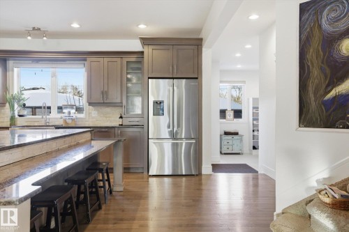 9646 79 Avenue, Edmonton, AB - Indoor Photo Showing Kitchen With Upgraded Kitchen