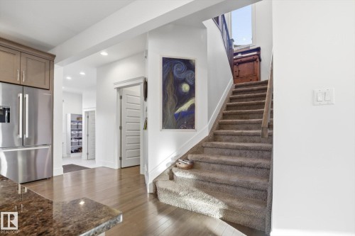 9646 79 Avenue, Edmonton, AB - Indoor Photo Showing Other Room