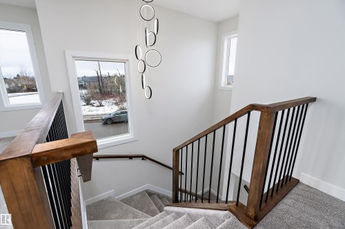 292 Fraser Way, Edmonton, AB - Indoor Photo Showing Other Room