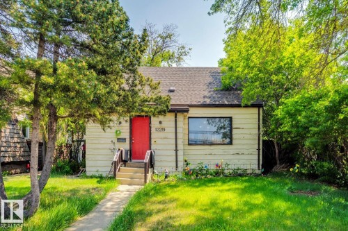 12219 107 Street, Edmonton, AB - Outdoor