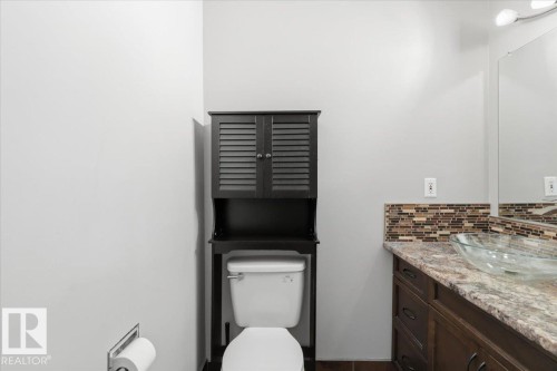 4312 37 Avenue, Leduc, AB - Indoor Photo Showing Bathroom