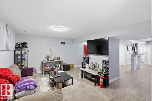 10232 154 Street, Edmonton, AB - Indoor Photo Showing Other Room