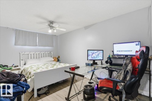 10232 154 Street, Edmonton, AB - Indoor Photo Showing Bedroom