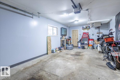 10232 154 Street, Edmonton, AB - Indoor Photo Showing Garage