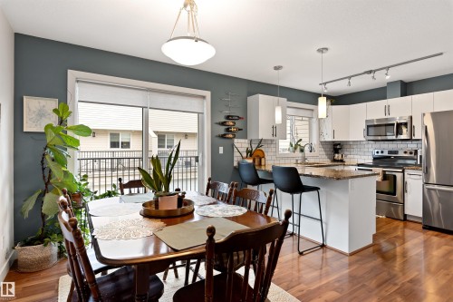 3 5134 Mullen Road, Edmonton, AB - Indoor