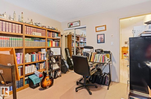 203 17407 99 Avenue, Edmonton, AB - Indoor Photo Showing Office