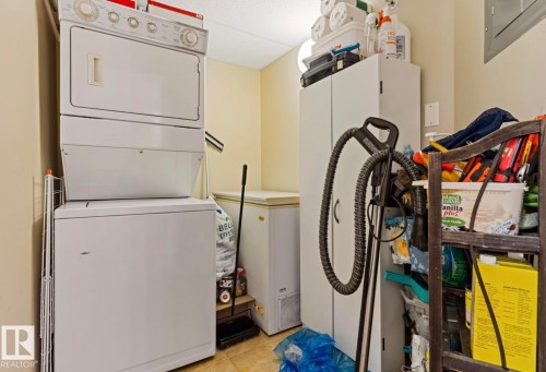 203 17407 99 Avenue, Edmonton, AB - Indoor Photo Showing Laundry Room