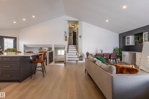 38 Desmarais Crescent, St. Albert, AB - Indoor Photo Showing Living Room