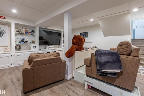 38 Desmarais Crescent, St. Albert, AB - Indoor