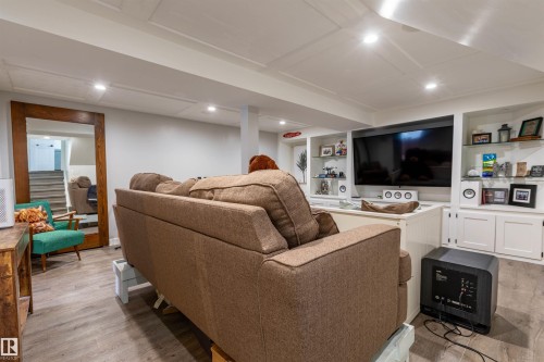 38 Desmarais Crescent, St. Albert, AB - Indoor