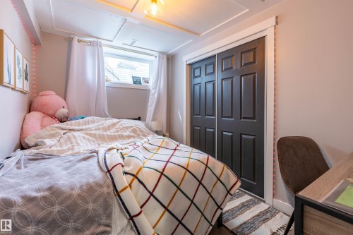 38 Desmarais Crescent, St. Albert, AB - Indoor Photo Showing Bedroom