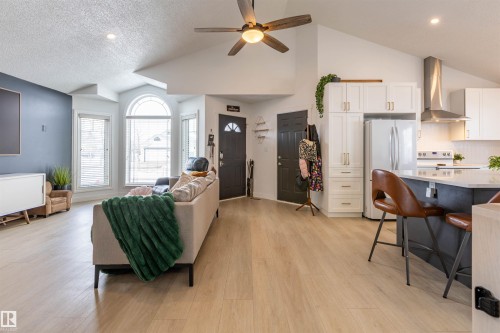 38 Desmarais Crescent, St. Albert, AB - Indoor Photo Showing Other Room