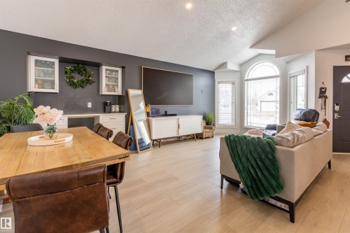 38 Desmarais Crescent, St. Albert, AB - Indoor