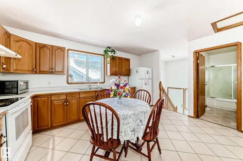 11913 80 Street, Edmonton, AB - Indoor