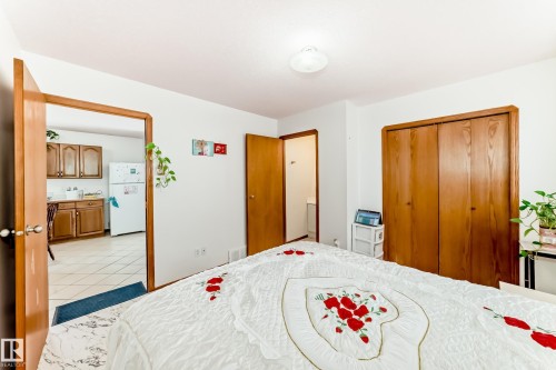 11913 80 Street, Edmonton, AB - Indoor Photo Showing Bedroom