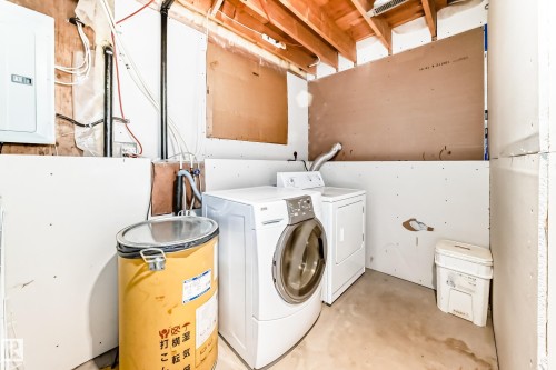 11913 80 Street, Edmonton, AB - Indoor Photo Showing Laundry Room