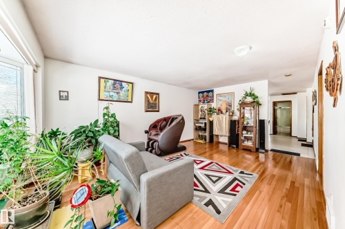 11913 80 Street, Edmonton, AB - Indoor Photo Showing Other Room