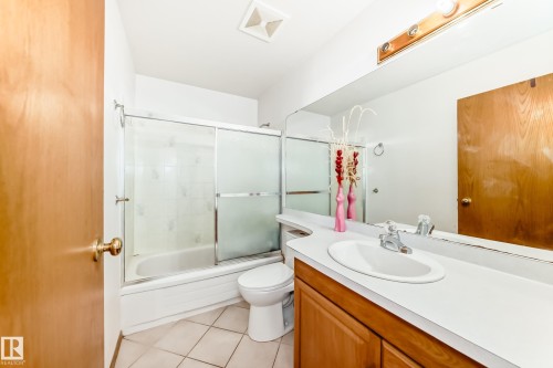 11913 80 Street, Edmonton, AB - Indoor Photo Showing Bathroom