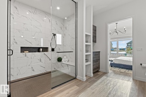 4832 Knight Crescent, Edmonton, AB - Indoor