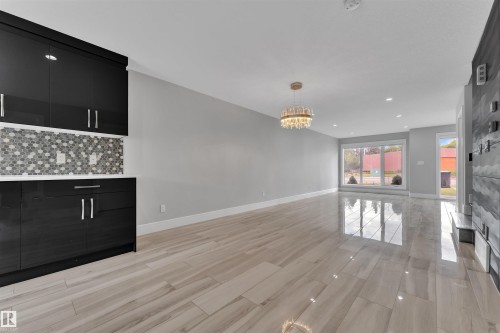 9327 Connors Road, Edmonton, AB - Indoor Photo Showing Other Room