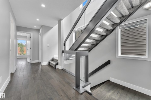 9327 Connors Road, Edmonton, AB - Indoor Photo Showing Other Room