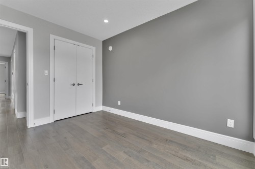 9327 Connors Road, Edmonton, AB - Indoor Photo Showing Other Room