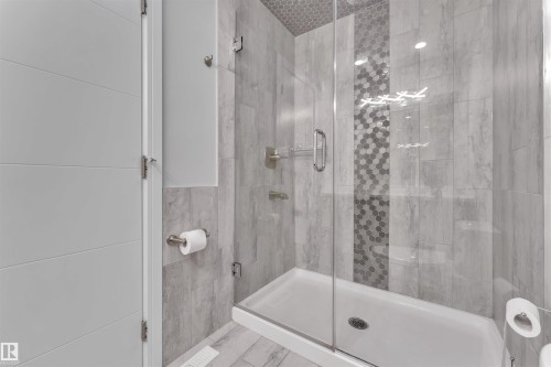 9327 Connors Road, Edmonton, AB - Indoor Photo Showing Bathroom
