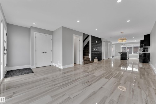 9327 Connors Road, Edmonton, AB - Indoor Photo Showing Other Room