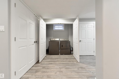 7103 188 Street, Edmonton, AB - Indoor Photo Showing Other Room