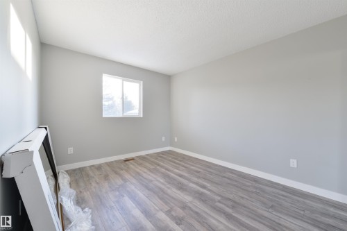 7103 188 Street, Edmonton, AB - Indoor Photo Showing Other Room