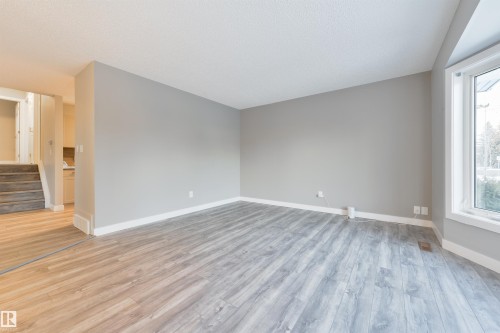 7103 188 Street, Edmonton, AB - Indoor Photo Showing Other Room